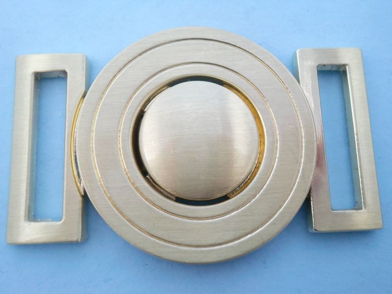 UF4825