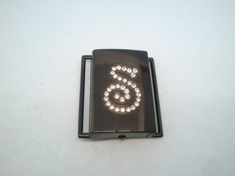 UF4840