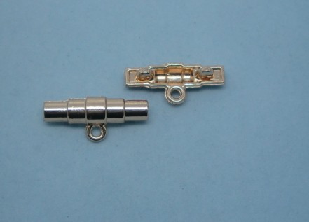 UFK01042